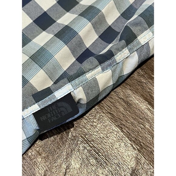 The North Face Shirt Mens Medium Blue Check Button Up Short Sleeve Camp Hiking - Picture 3 of 11